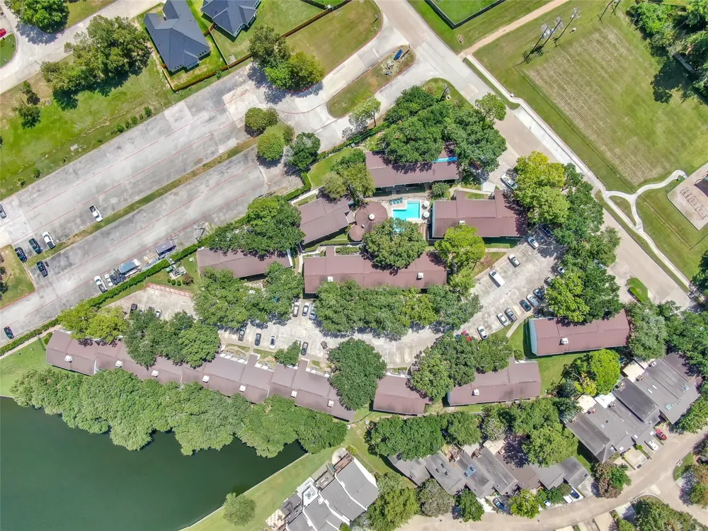 12100 Melville Drive #403D Montgomery, TX 77356
