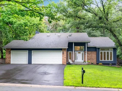 4816 Kingsdale Drive