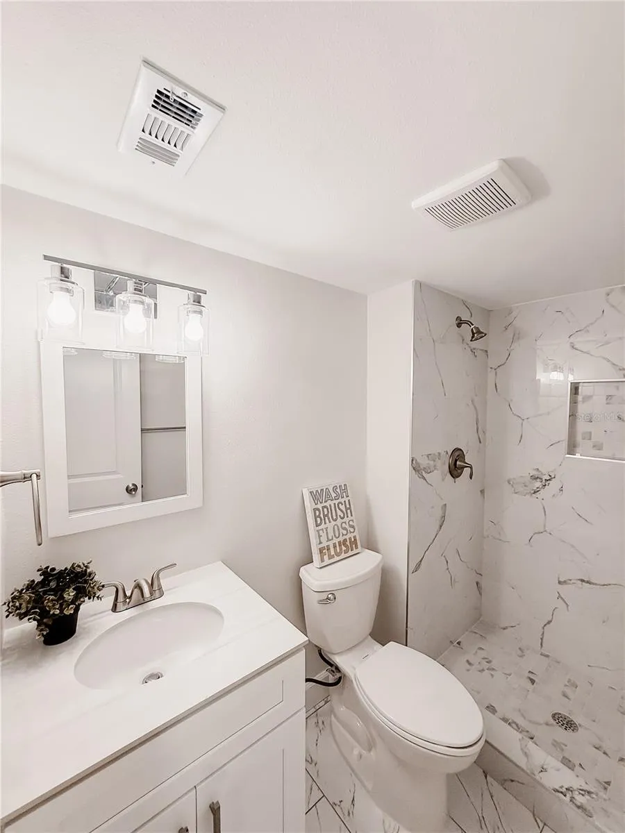 1275 85TH AVENUE #1275B St Petersburg, FL 33702