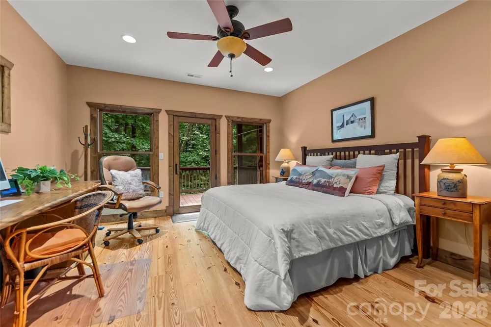 129 Nodatsi Court Brevard, NC 28712