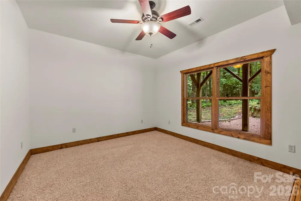 129 Nodatsi Court Brevard, NC 28712