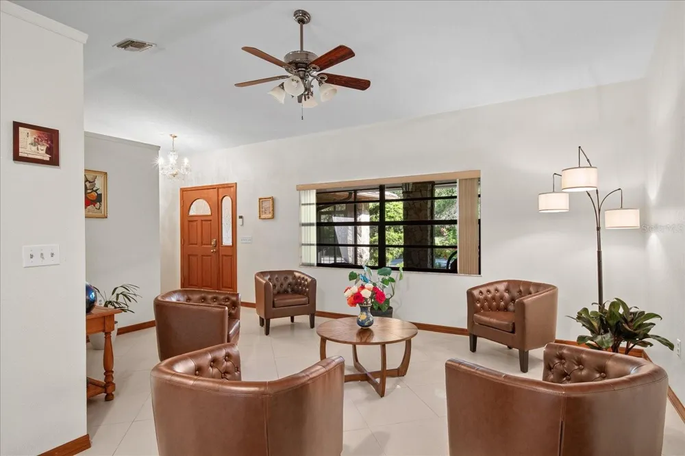 1273 SCRUB JAY TRAIL Frostproof, FL 33843
