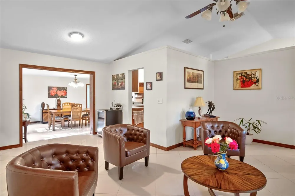 1273 SCRUB JAY TRAIL Frostproof, FL 33843