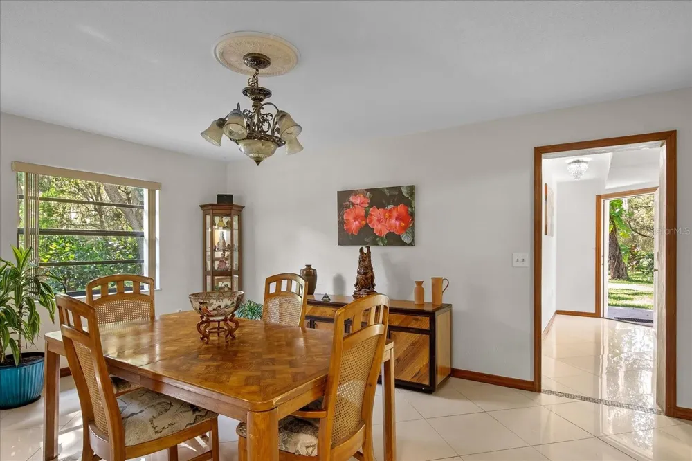 1273 SCRUB JAY TRAIL Frostproof, FL 33843