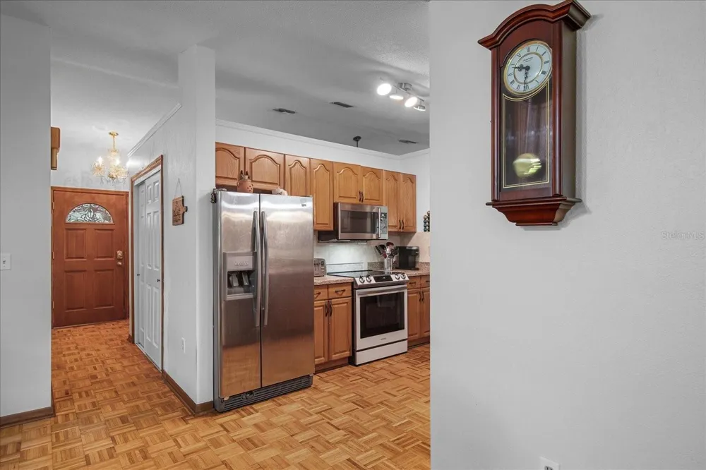1273 SCRUB JAY TRAIL Frostproof, FL 33843