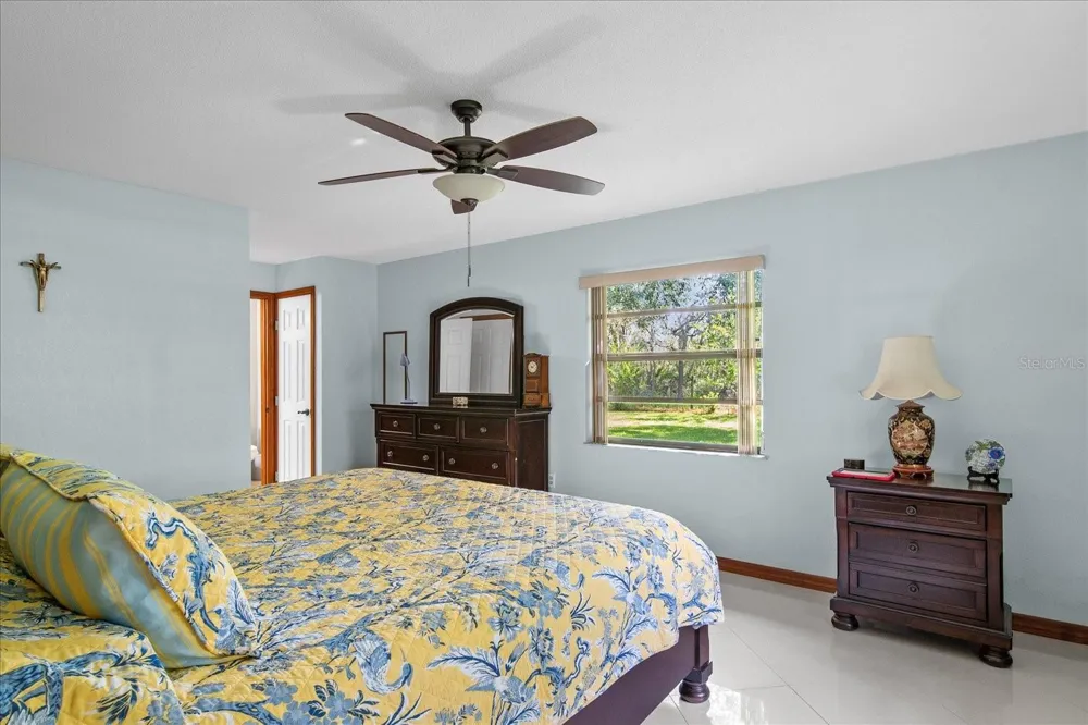 1273 SCRUB JAY TRAIL Frostproof, FL 33843