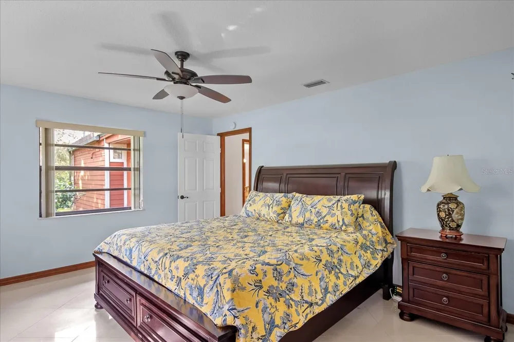 1273 SCRUB JAY TRAIL Frostproof, FL 33843