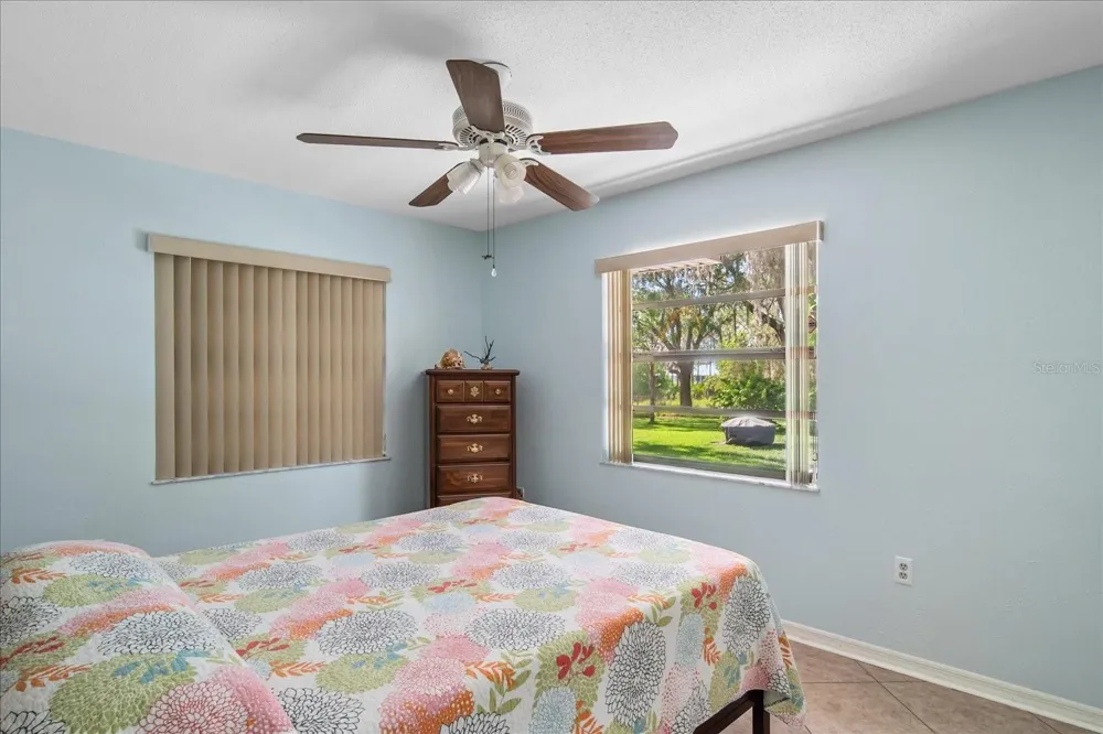 1273 SCRUB JAY TRAIL Frostproof, FL 33843