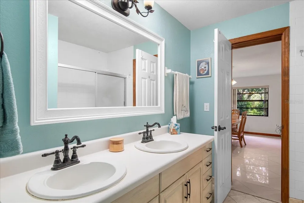 1273 SCRUB JAY TRAIL Frostproof, FL 33843