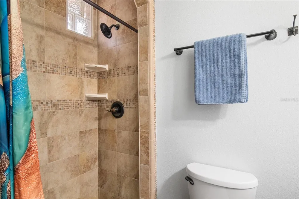 1273 SCRUB JAY TRAIL Frostproof, FL 33843