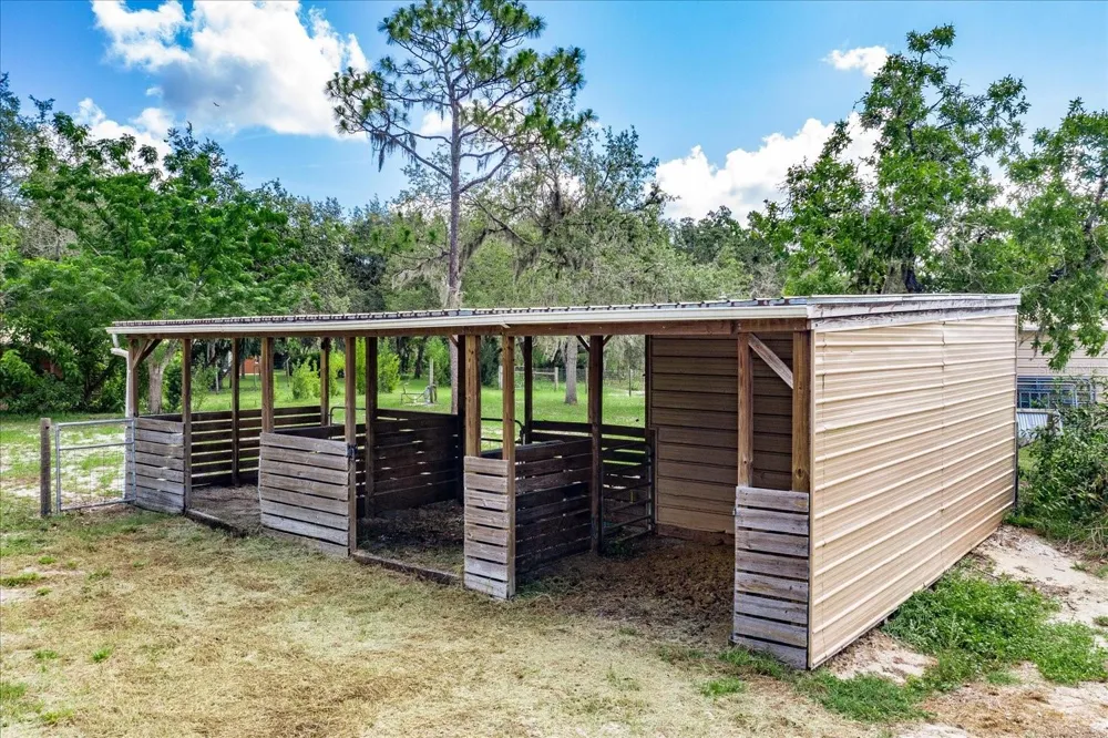 1273 SCRUB JAY TRAIL Frostproof, FL 33843