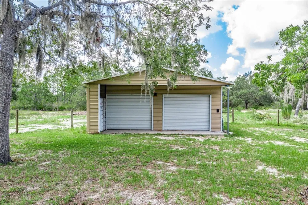 1273 SCRUB JAY TRAIL Frostproof, FL 33843