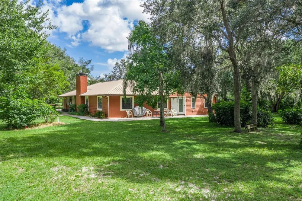 1273 SCRUB JAY TRAIL Frostproof, FL 33843