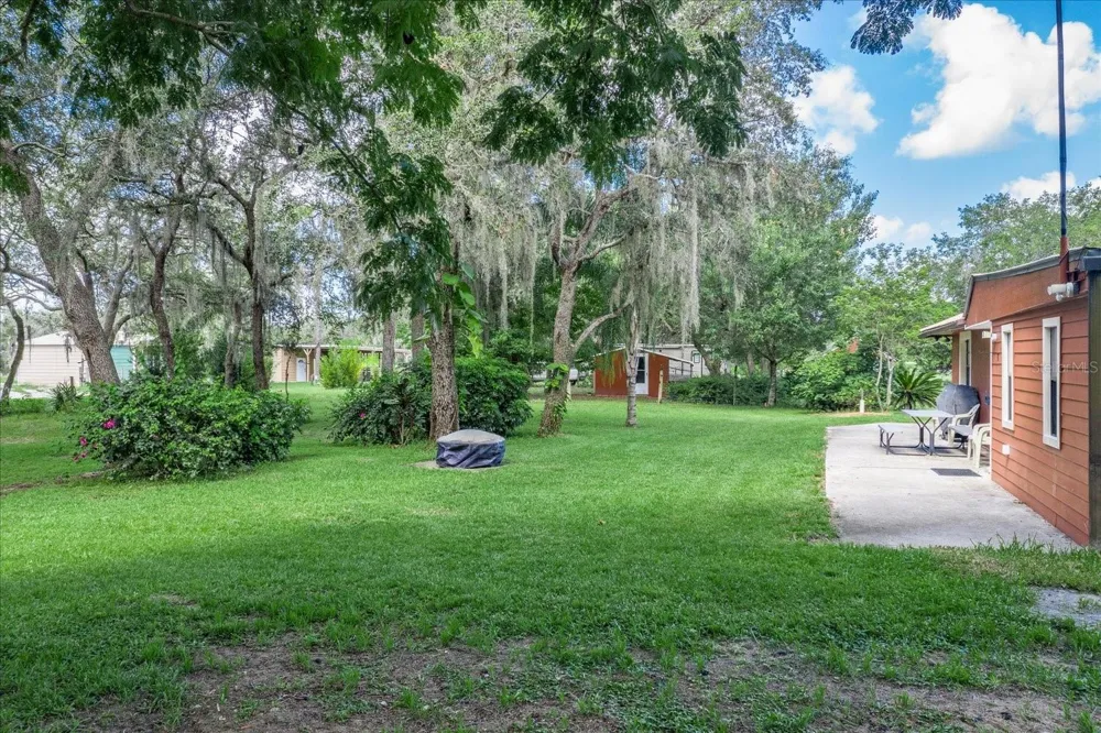 1273 SCRUB JAY TRAIL Frostproof, FL 33843