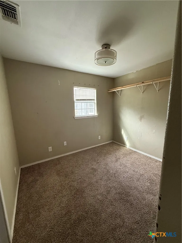 256 County Road 481 Gonzales, TX 78629