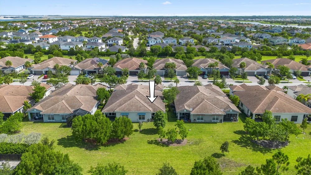 19656 WEATHERVANE WAY Loxahatchee, FL 33470