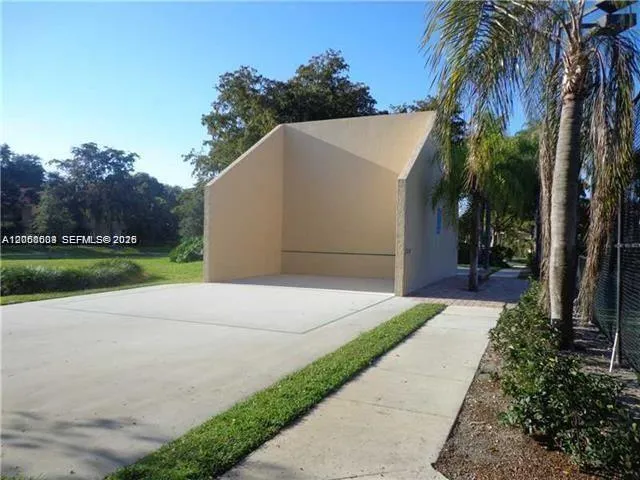721 Lyons Rd #15103 Coconut Creek, FL 33063