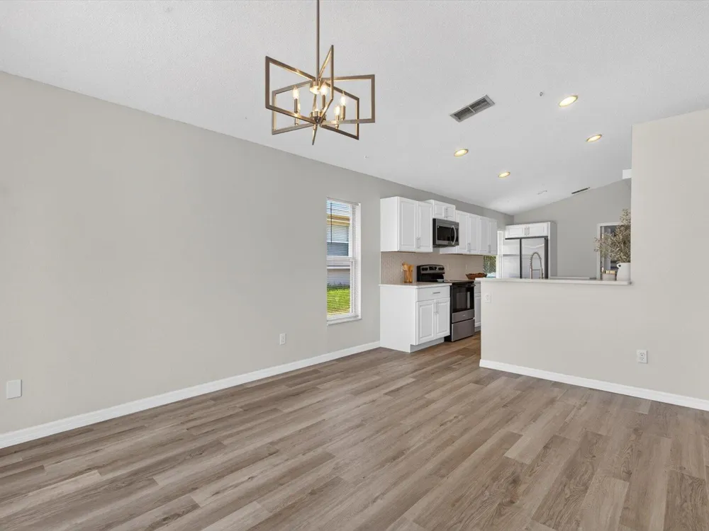 459 Halstead Drive Davenport, FL 33897