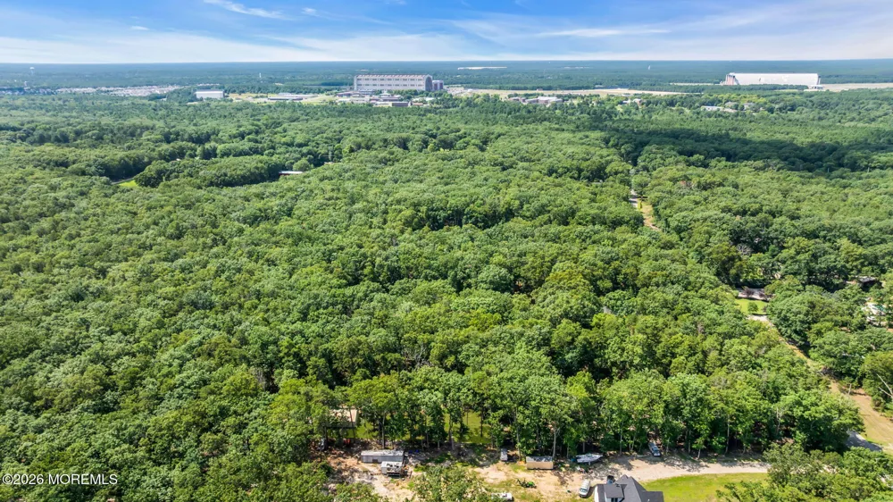 575 Whitecomb Avenue Jackson, NJ 08527