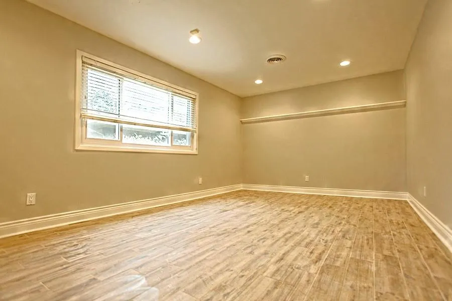 6123 Reamer Street Houston, TX 77074