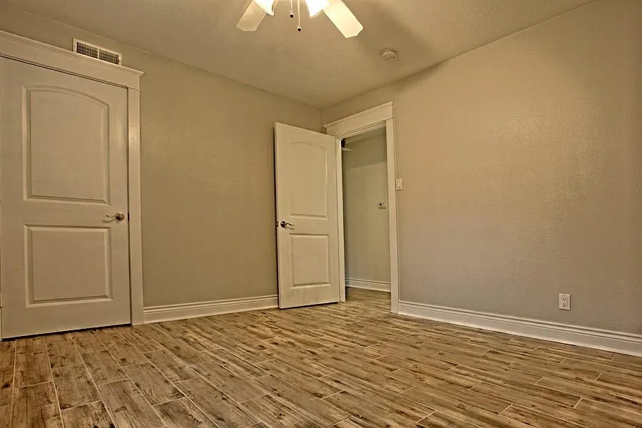 6123 Reamer Street Houston, TX 77074