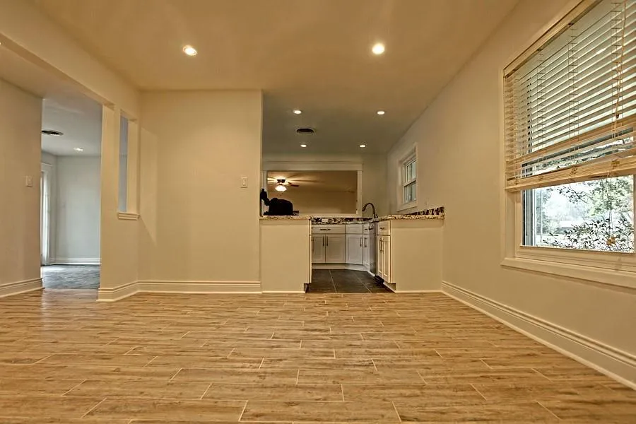 6123 Reamer Street Houston, TX 77074