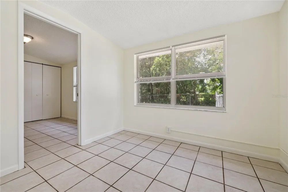 5225 PEACH AVENUE Seffner, FL 33584