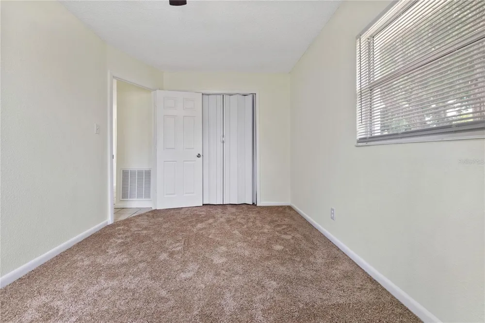 5225 PEACH AVENUE Seffner, FL 33584