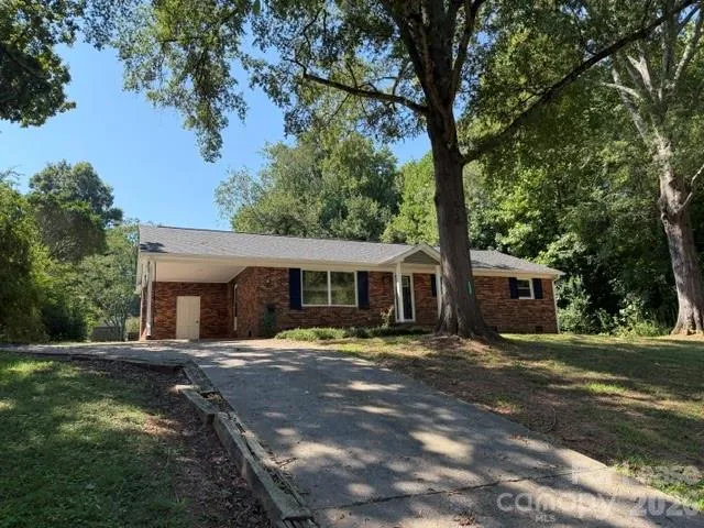 3309 Rollingwood Drive Gastonia, NC 28052