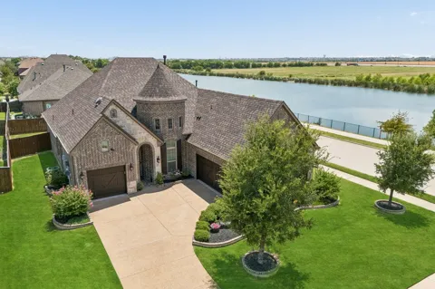 991 Waterview Drive