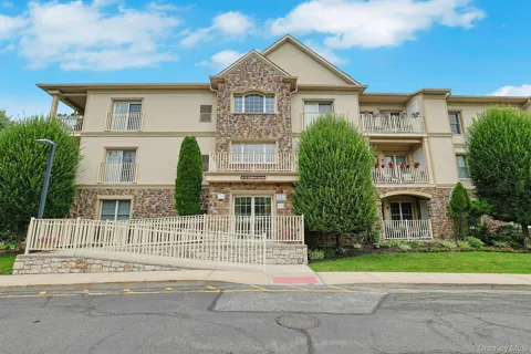 32 De Baun Avenue #207