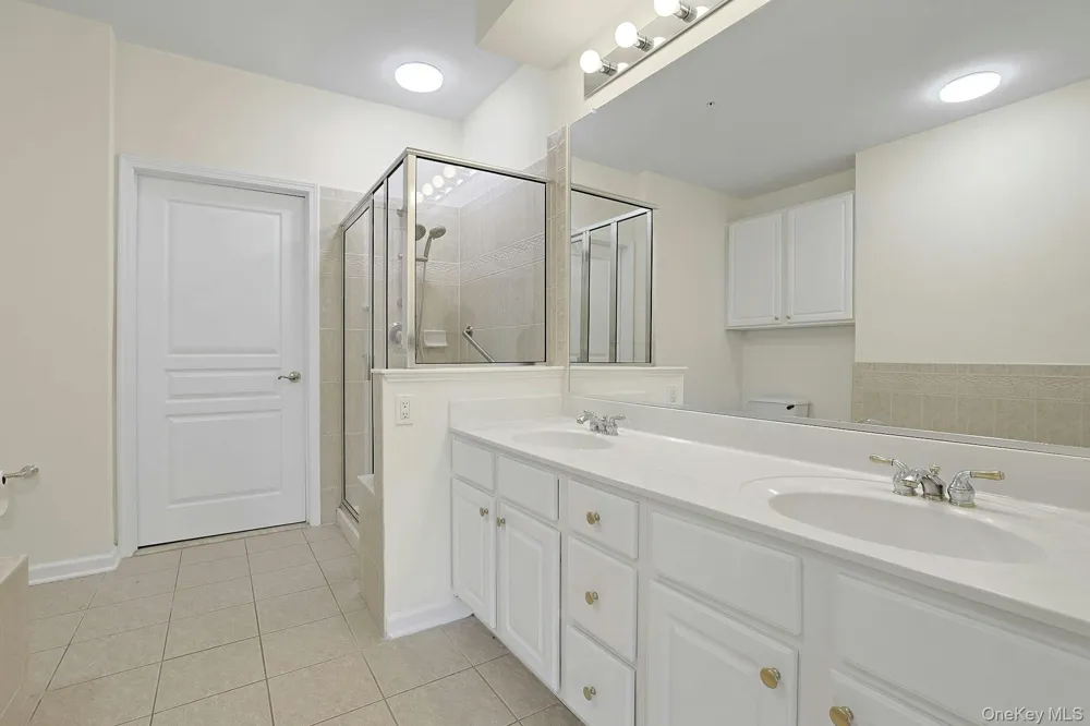 32 De Baun Avenue #207 Suffern, NY 10901
