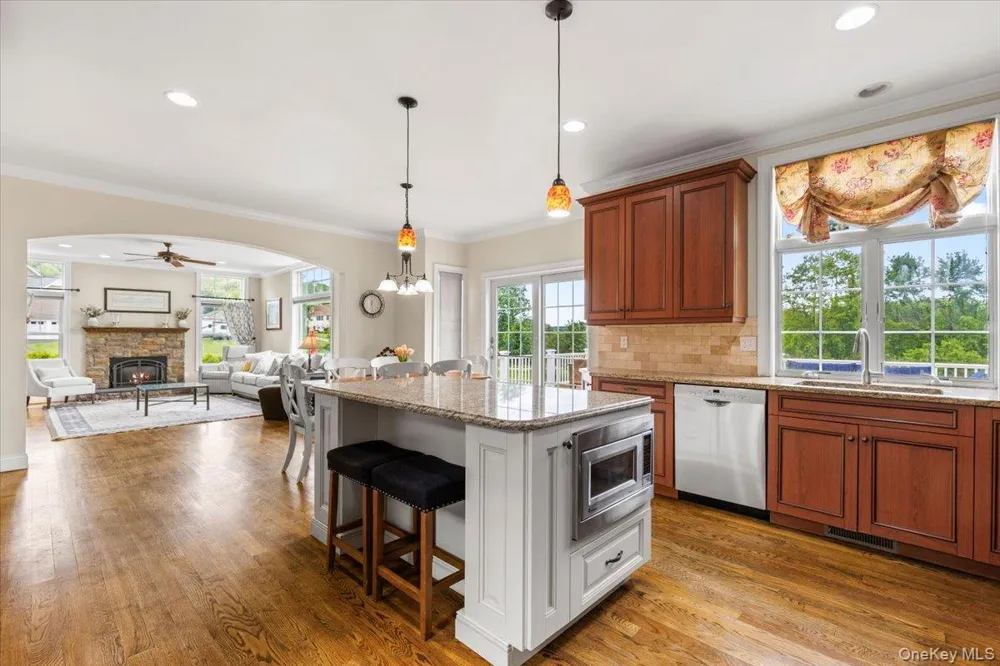 8 Shailin Lane Brewster, NY 10509
