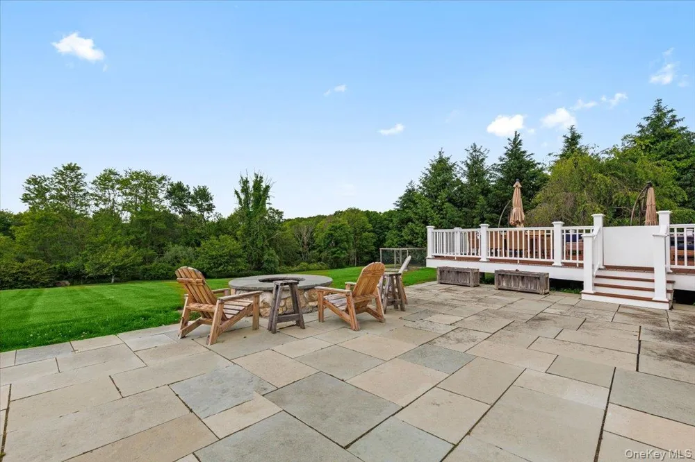 8 Shailin Lane Brewster, NY 10509