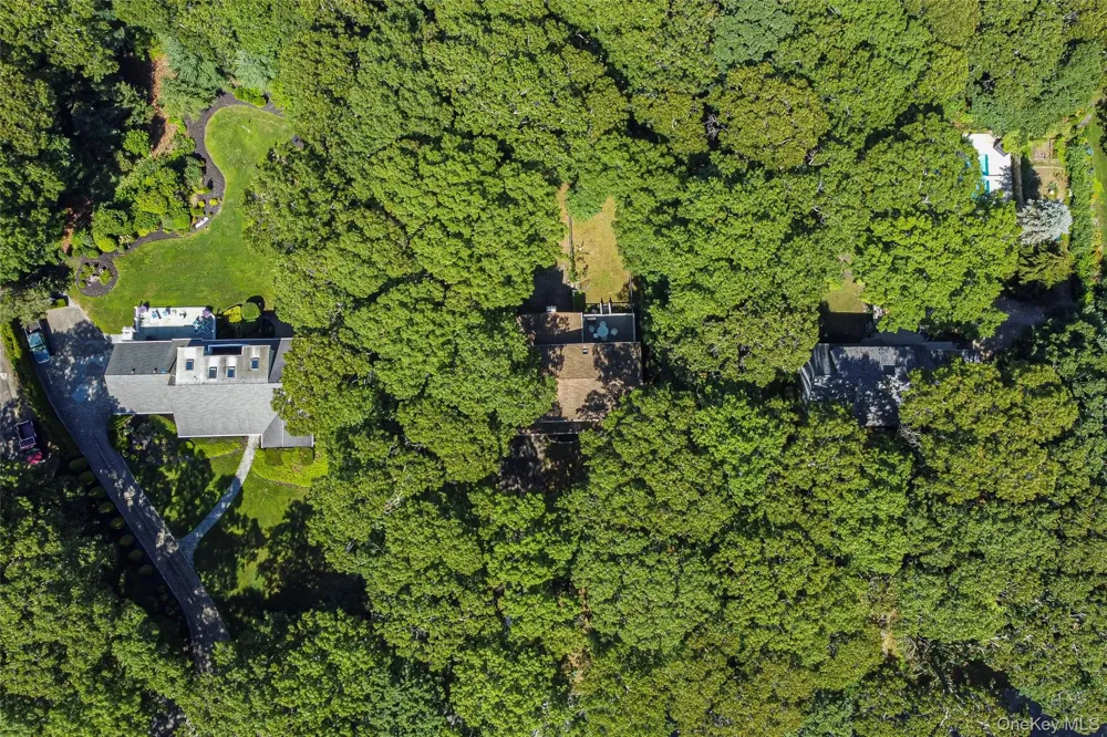 1540 Laurelwood Drive Laurel, NY 11948