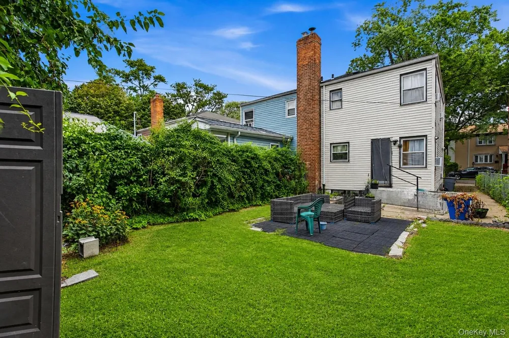 136-10 222nd Street Laurelton, NY 11413