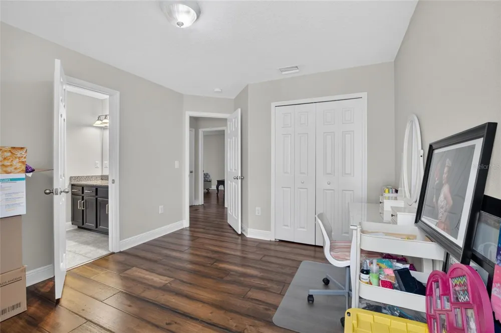 16220 BAYBERRY VIEW DRIVE Lithia, FL 33547