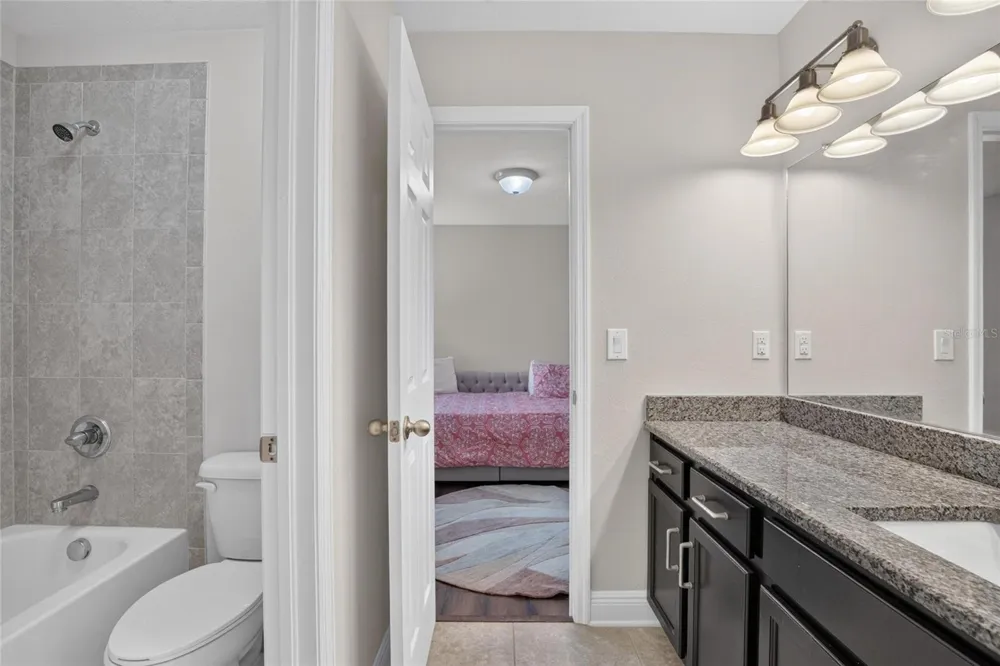 16220 BAYBERRY VIEW DRIVE Lithia, FL 33547