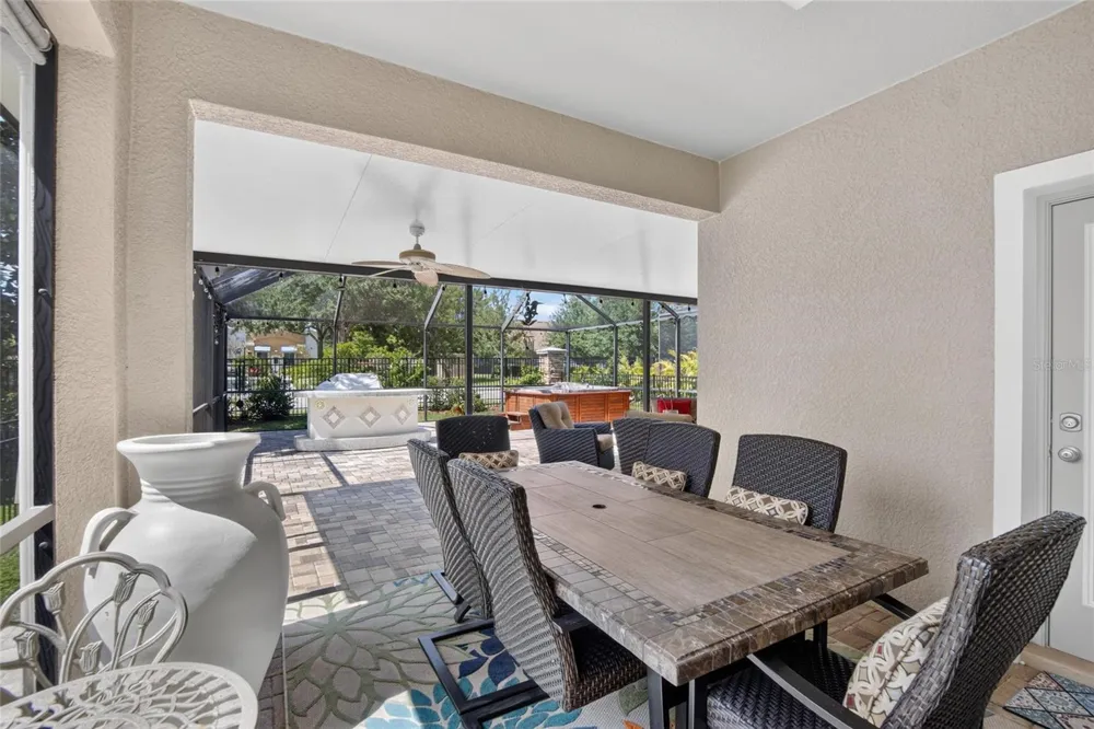 16220 BAYBERRY VIEW DRIVE Lithia, FL 33547