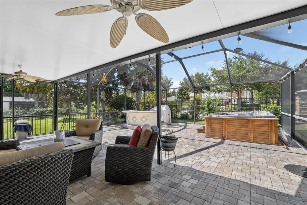 16220 BAYBERRY VIEW DRIVE Lithia, FL 33547