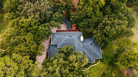 1701 Oriole Drive