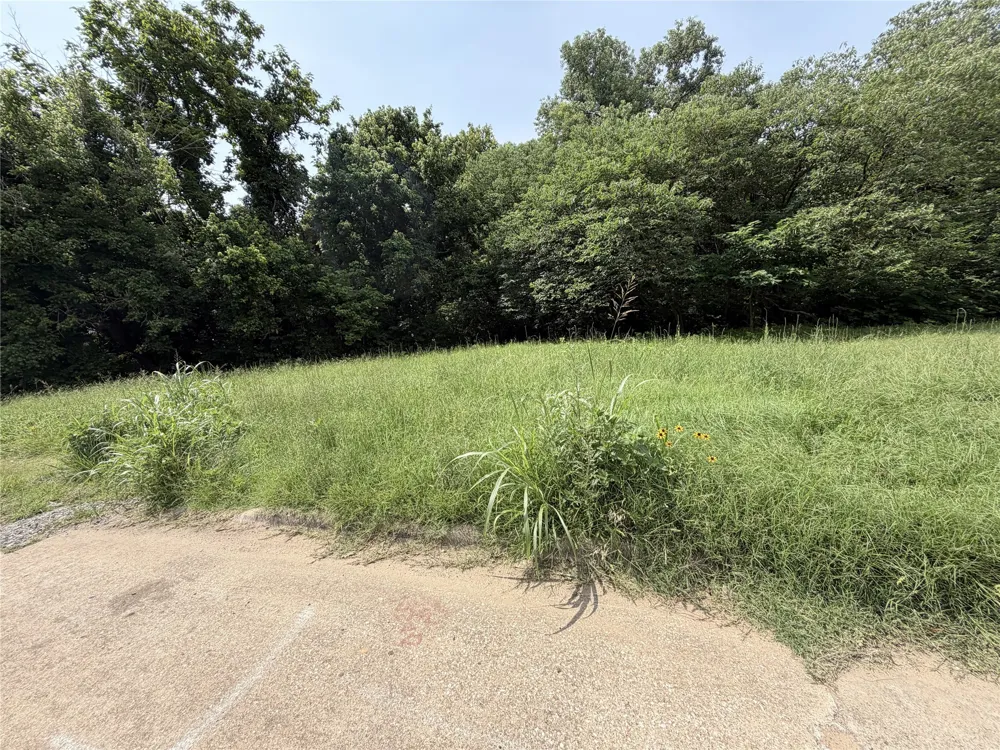 1326 W Crawford Street Denison, TX 75020