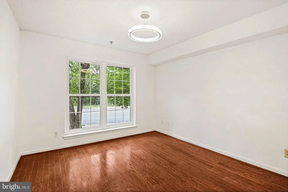 1504 LINCOLN WAY #133 Mclean, VA 22102