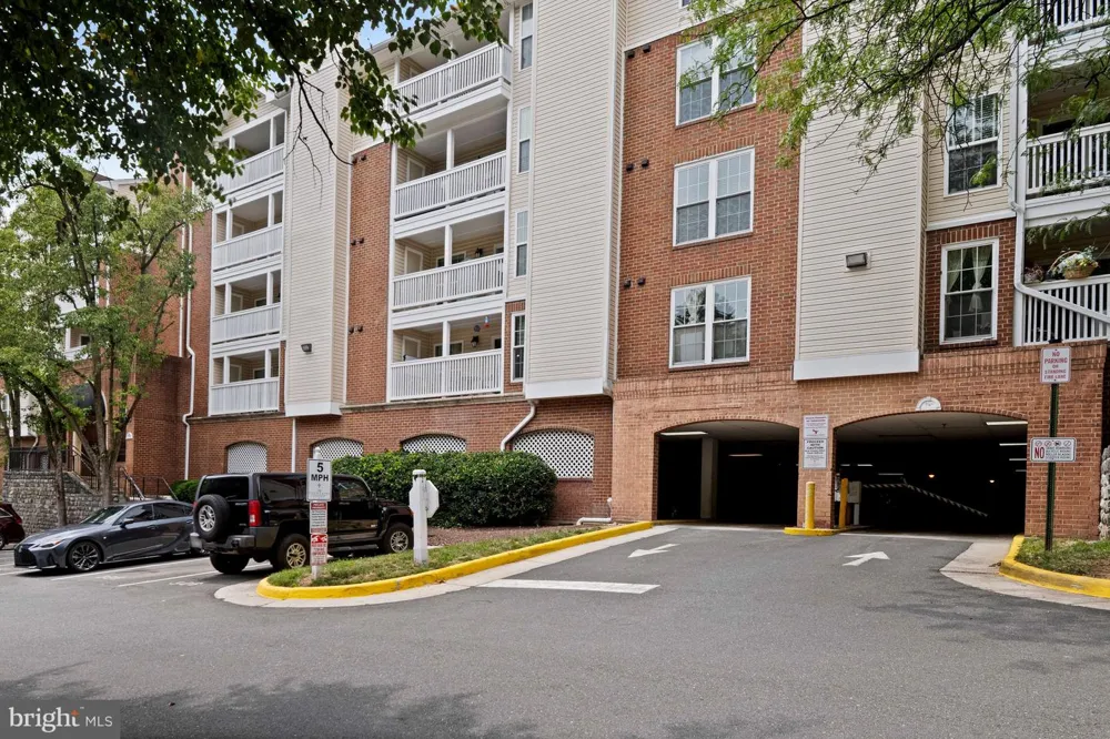 1504 LINCOLN WAY #133 Mclean, VA 22102