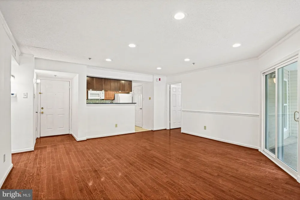 1504 LINCOLN WAY #133 Mclean, VA 22102