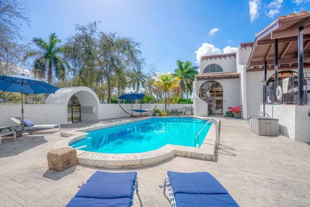 9280 Biscayne Blvd #A Miami Shores, FL 33138
