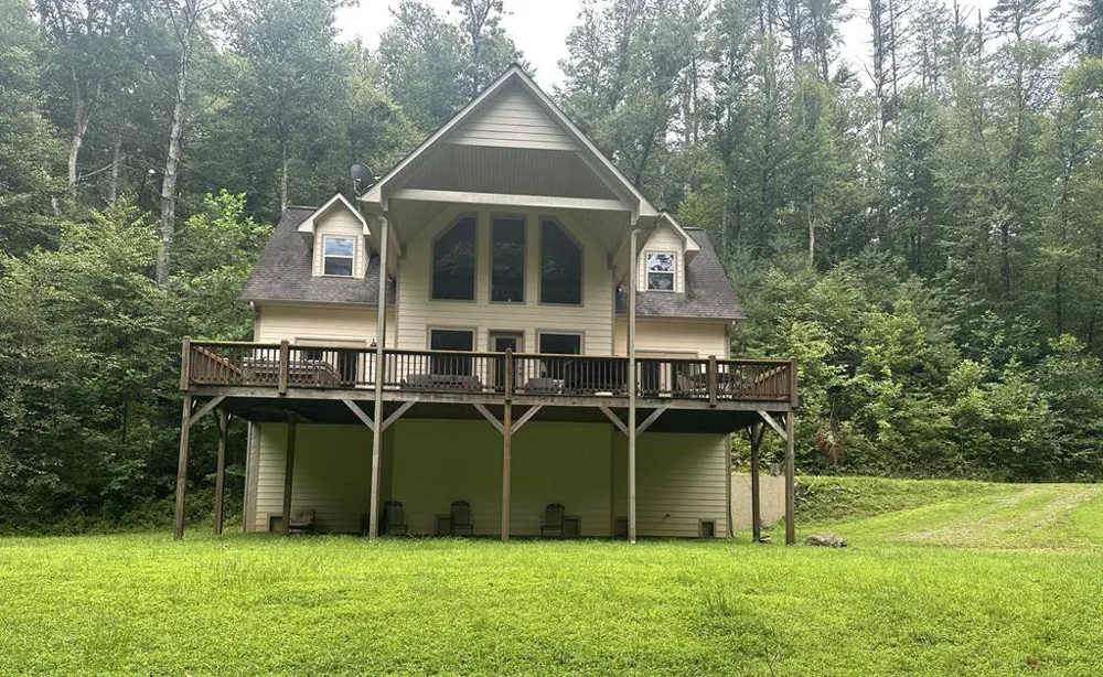 152 Lost River Lane Hayesville, NC 28904