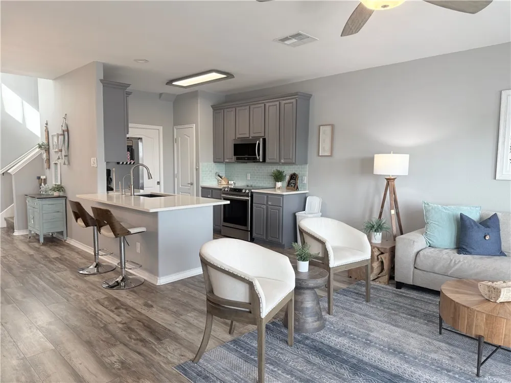 14858 Granada #D Corpus Christi, TX 78418