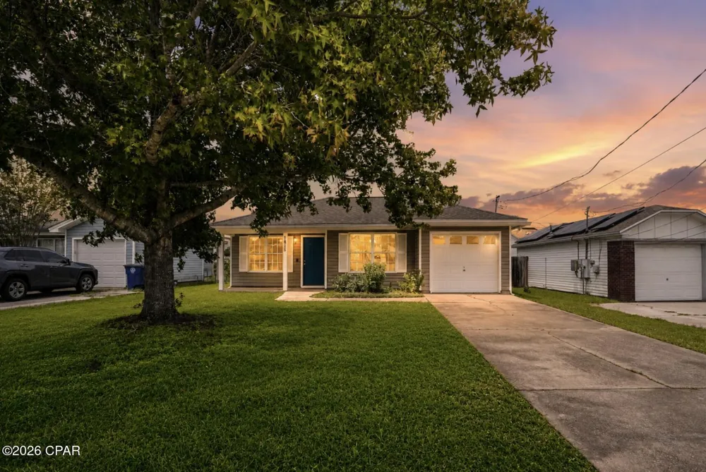 1815 Foster Avenue Panama City, FL 32405