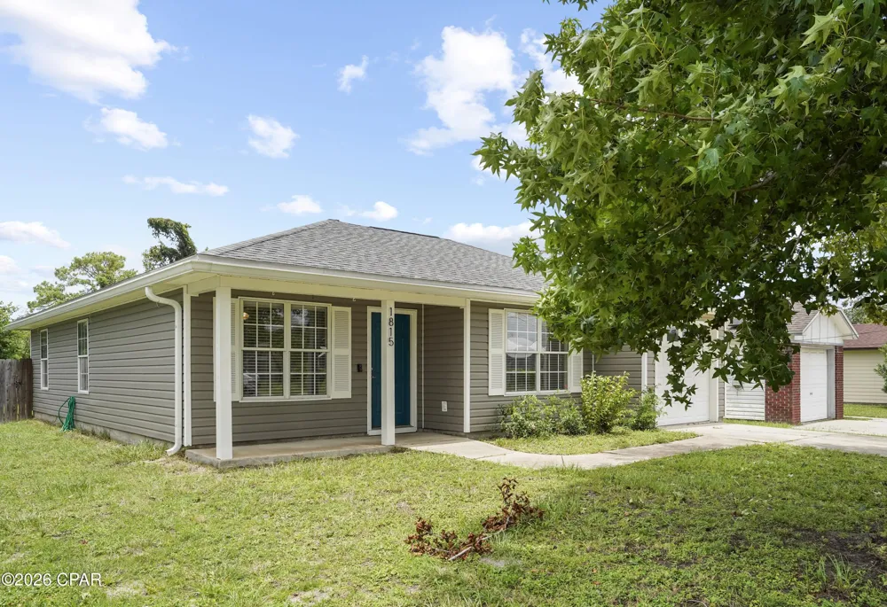 1815 Foster Avenue Panama City, FL 32405